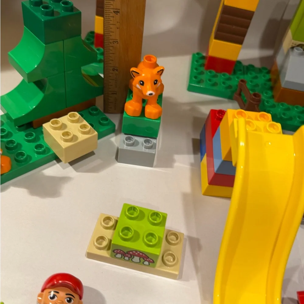 LEGO Duplo park forest play Adventure Set - Multicolor